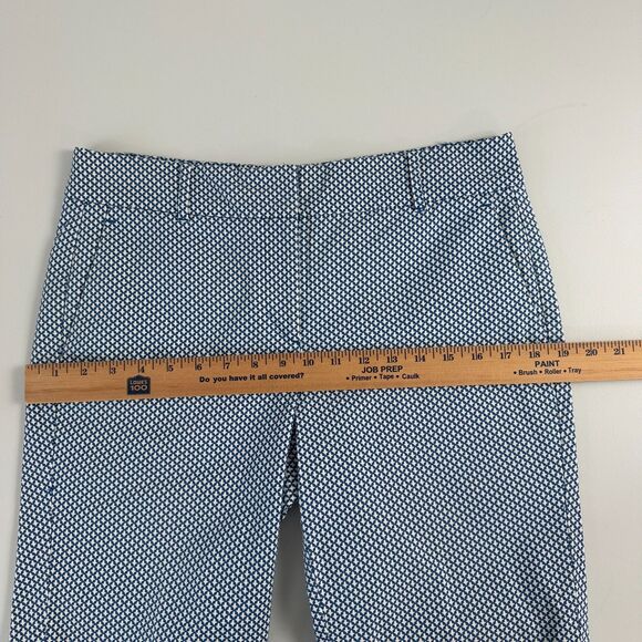 Ann Taylor Women's Devin Fit Bermuda Shorts Blue White Print Size 6 - Picture 7 of 10
